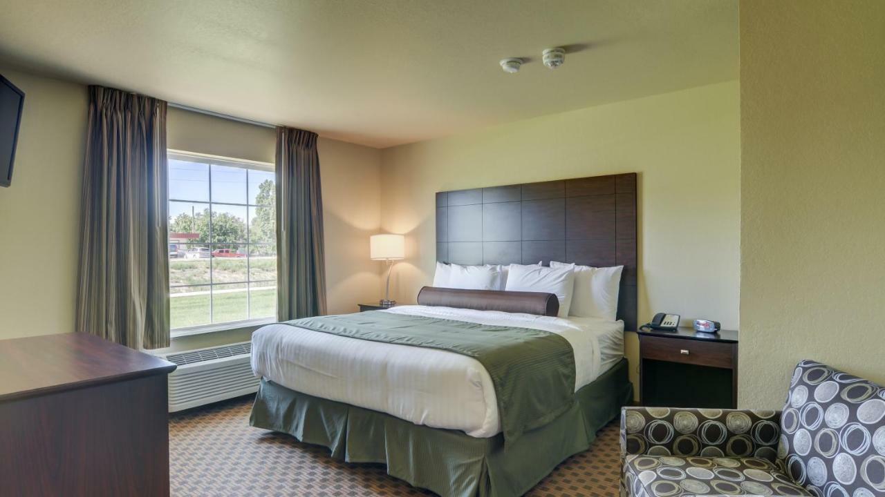 Cobblestone Inn & Suites-Kersey Exterior foto